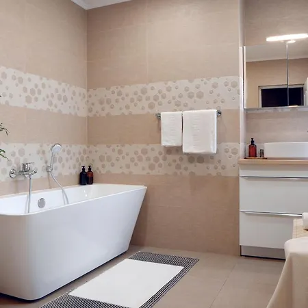 Urban Deluxe Calea Victoriei 100 Sauna And Jacuzzi Appartement Bucarest