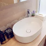 Urban Deluxe Calea Victoriei 100 Sauna And Jacuzzi شقة