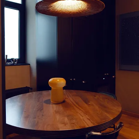 Urban Deluxe Calea Victoriei 100 Sauna And Jacuzzi Apartment