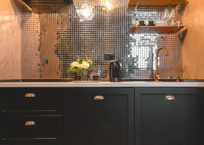 Urban Deluxe Calea Victoriei 100 Sauna And Jacuzzi Apartment